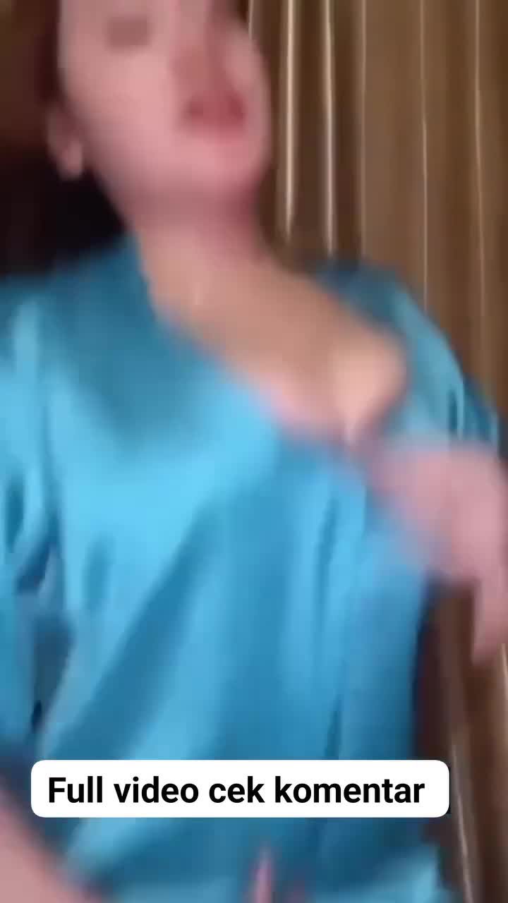 Video Aulia Salsabila marpaung hijab tiktok - Porn - EroMe