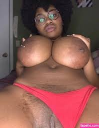 Pretty_Yunique finally nude after years of teasing #1dHiztpb