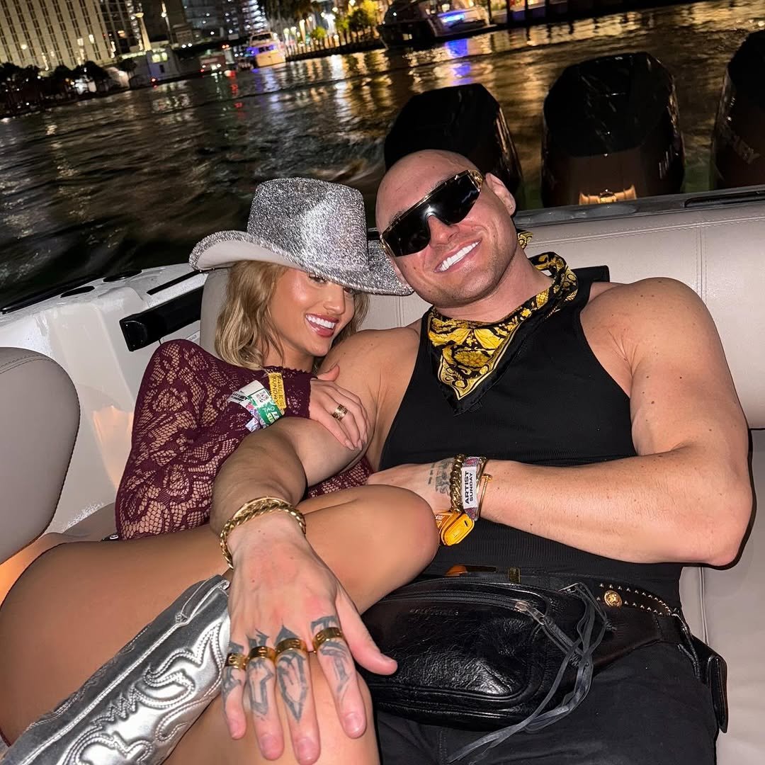 Ultra Miami Music Week #1S3SzQ9E