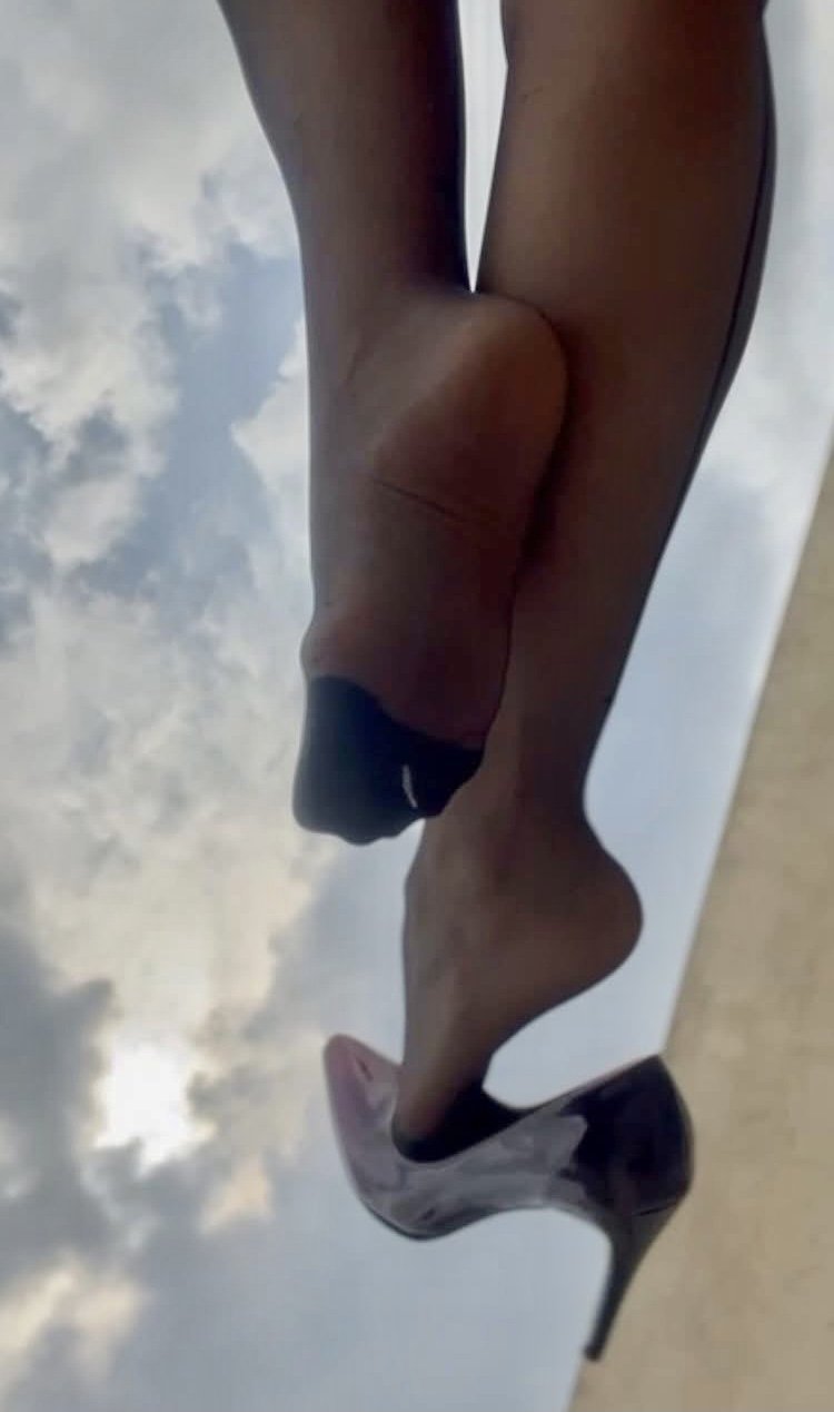 Stinky Nylon Feet 166 #EeupLoOb