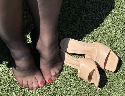 Stinky Nylon Feet 166 #YS3EkhAL